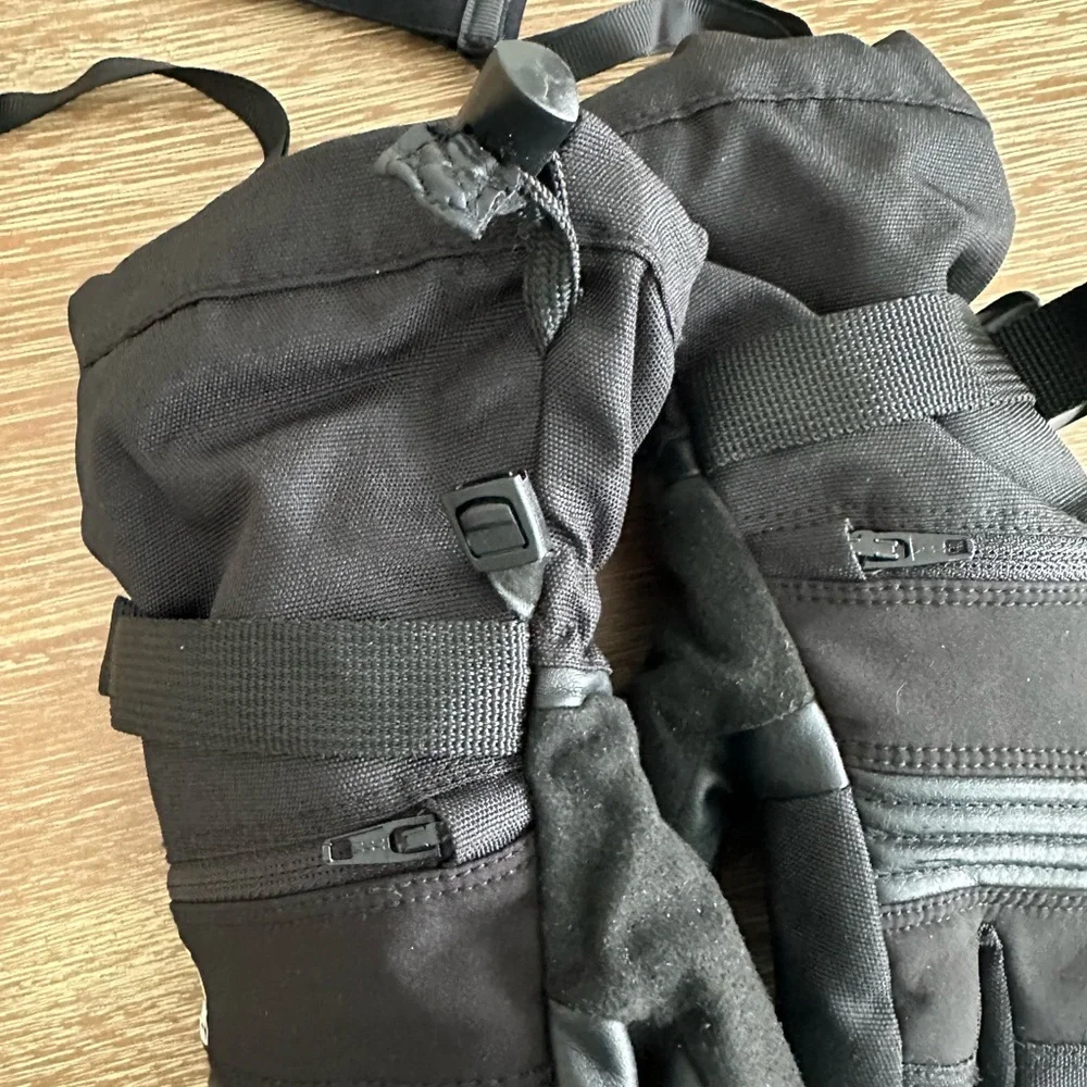 REI Co-op Kids’ Black Waterproof Insulated Mittens Gloves Size M